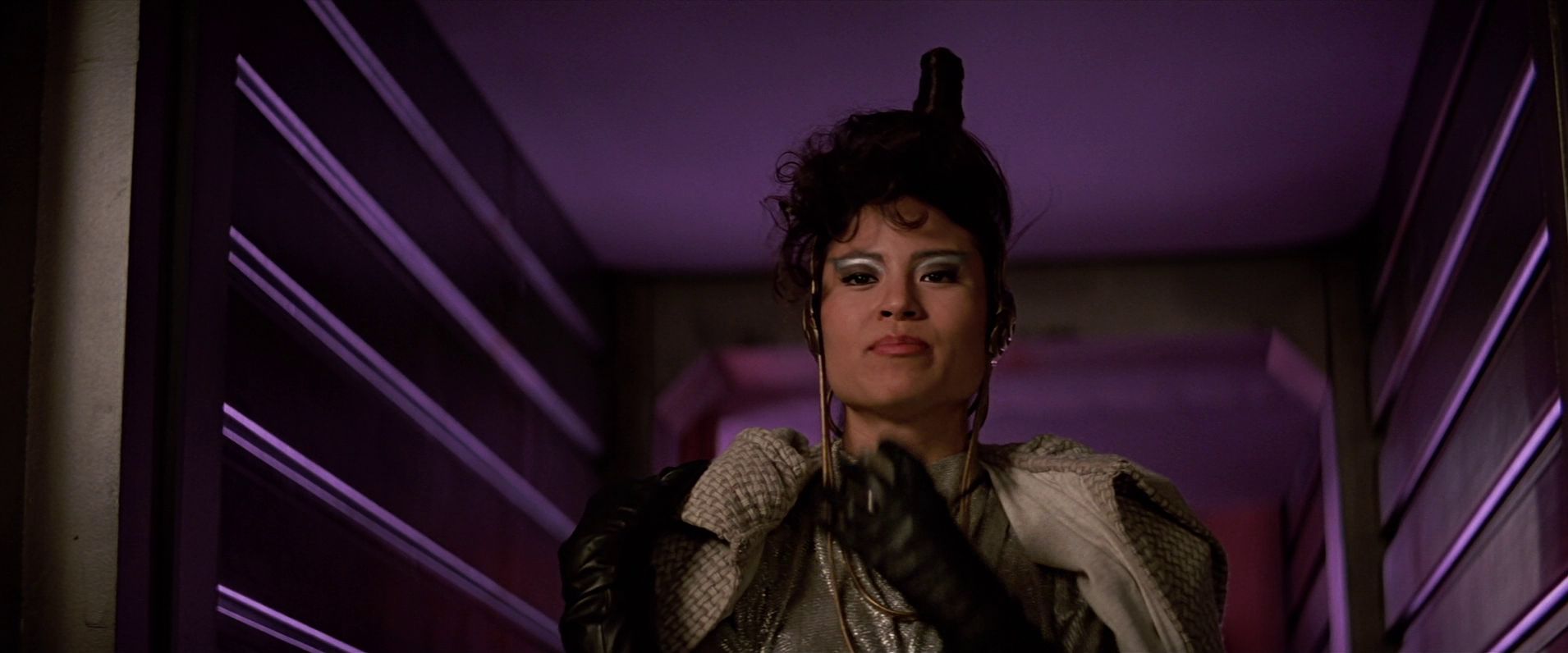 extant_StarTrekV_TheFinalFrontier_01195.jpg