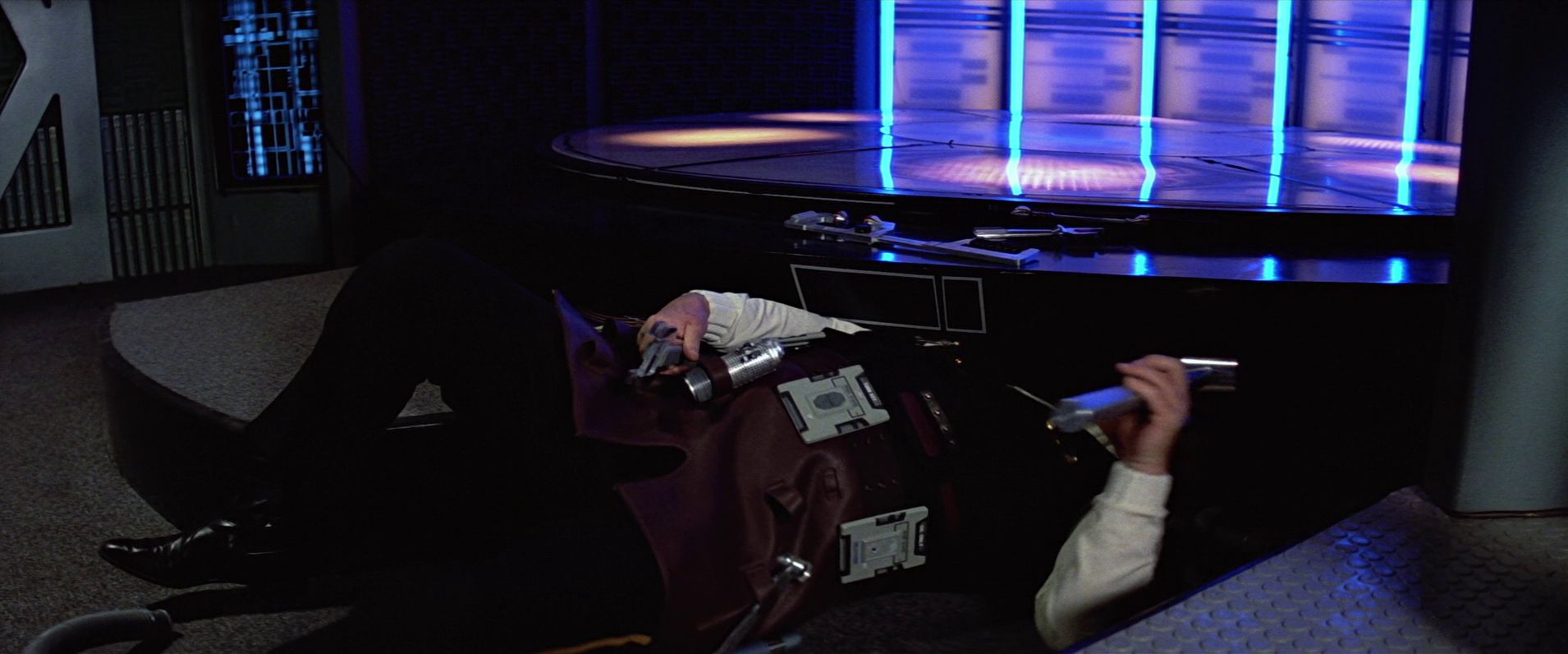 extant_StarTrekV_TheFinalFrontier_08975.jpg