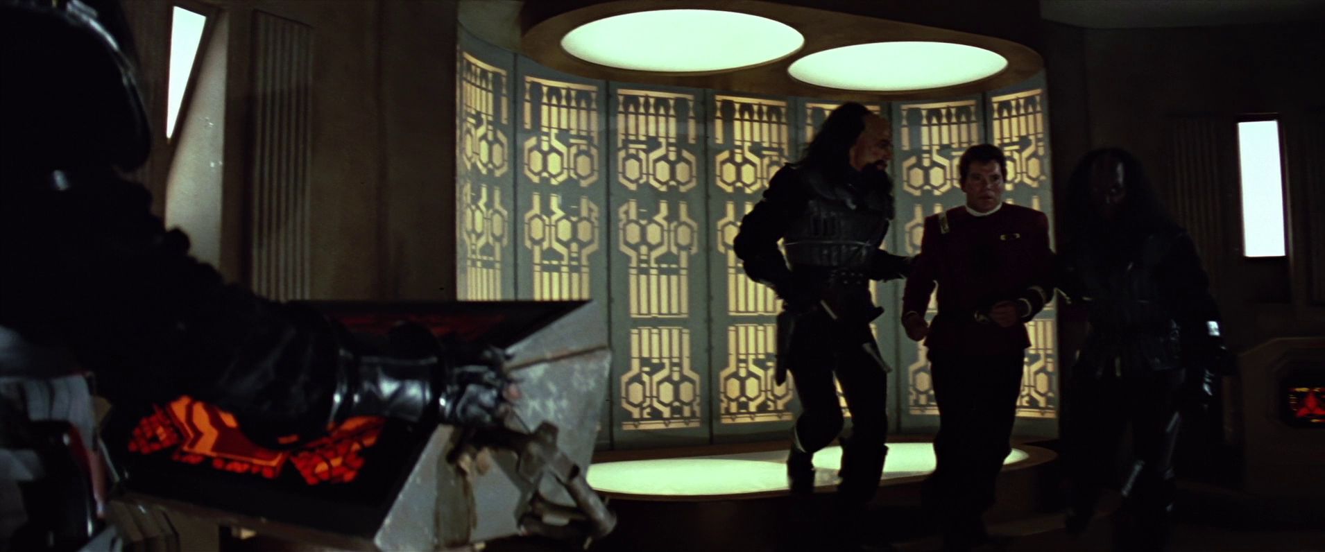 extant_StarTrekV_TheFinalFrontier_10594.jpg