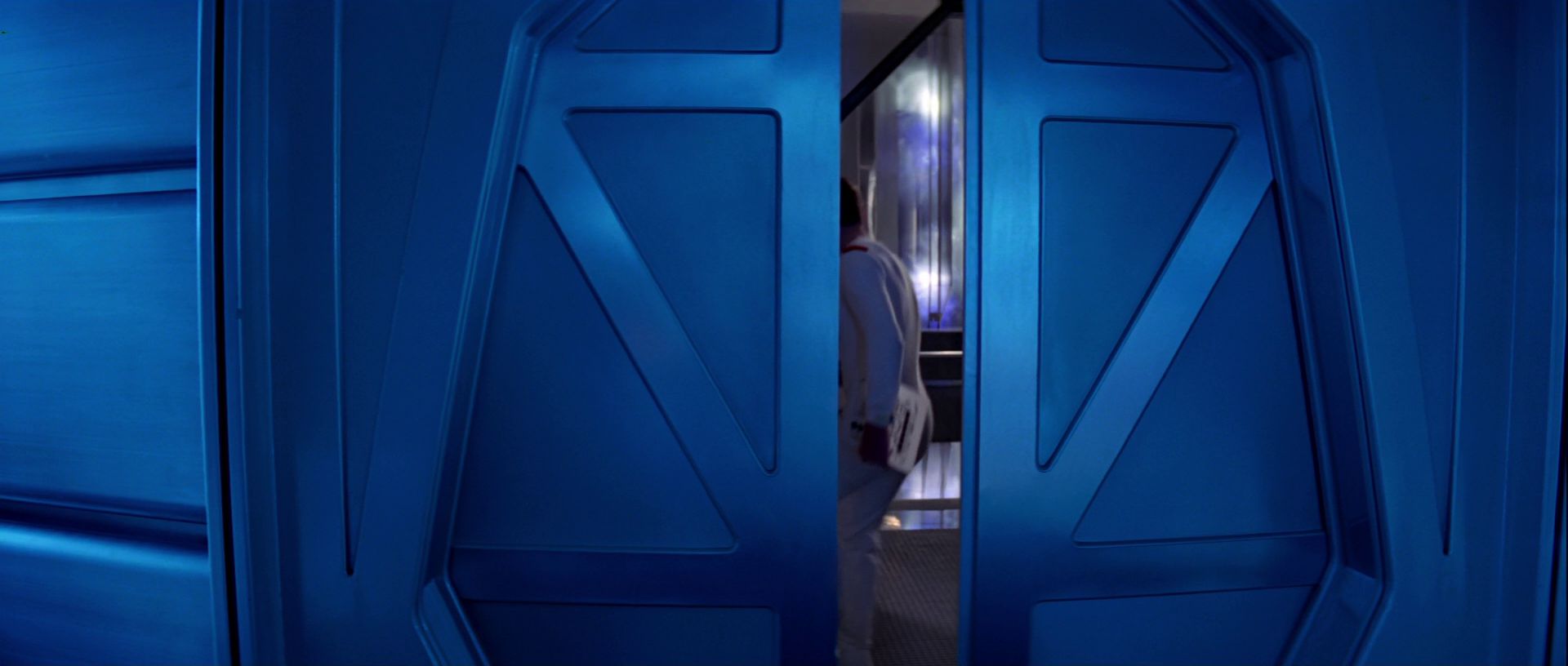 extant_StarTrek_TheMotionPicture_2400.jpg