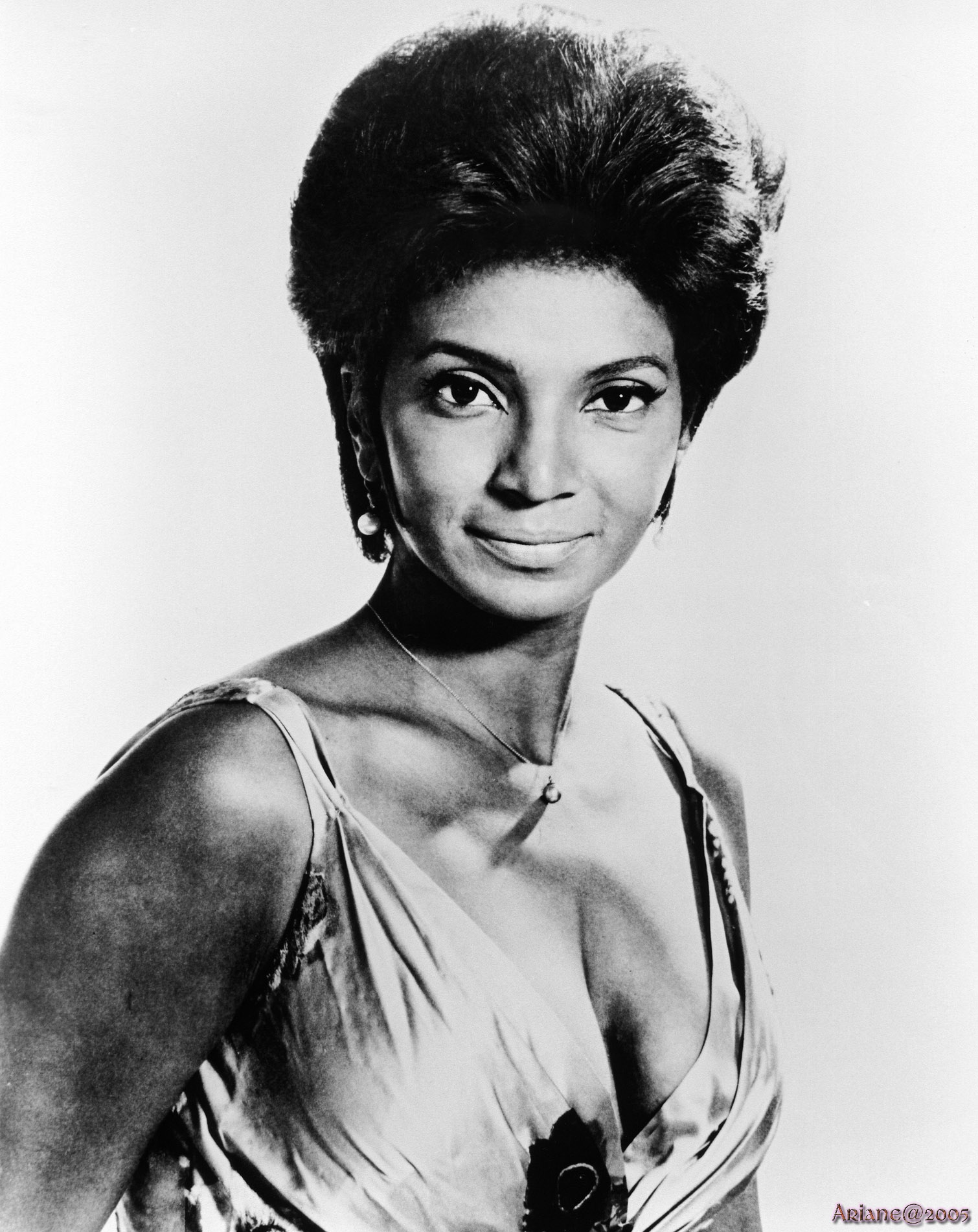 ArianeScans0338_NichelleNichols.jpg