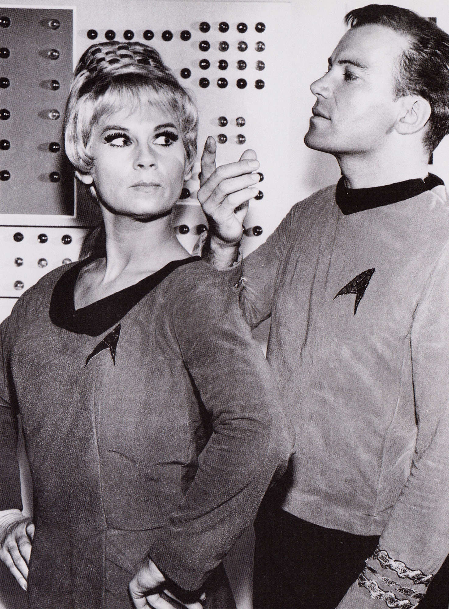 ArianeScans437_StarTrek.jpg