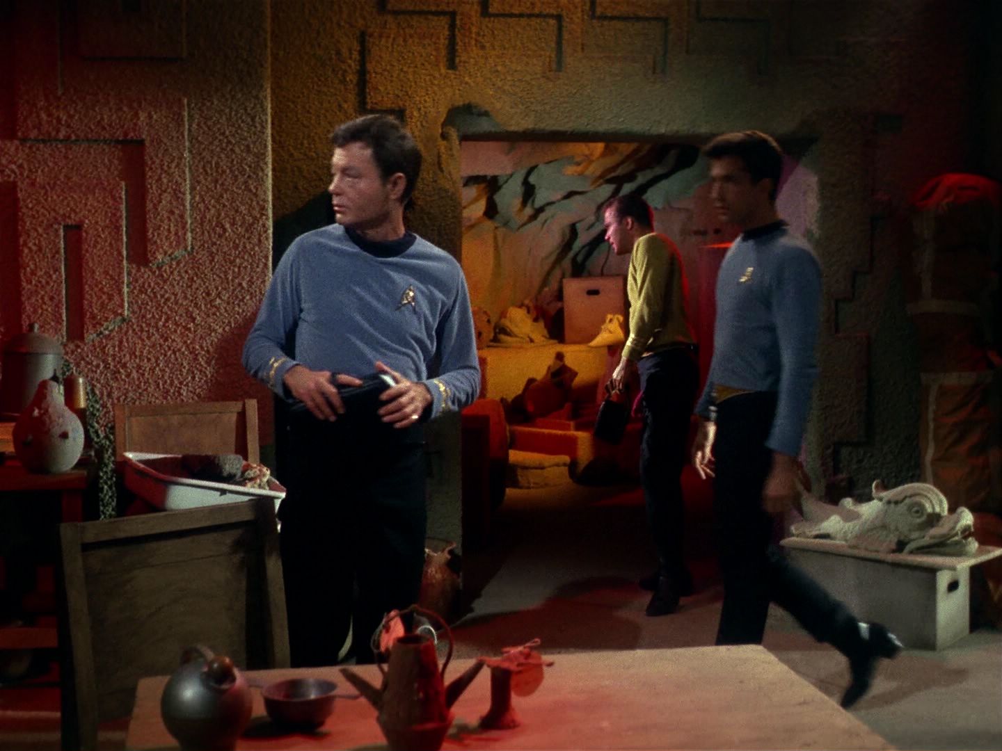 ariane179254_StarTrek_1x01_TheManTrap_0073.jpg