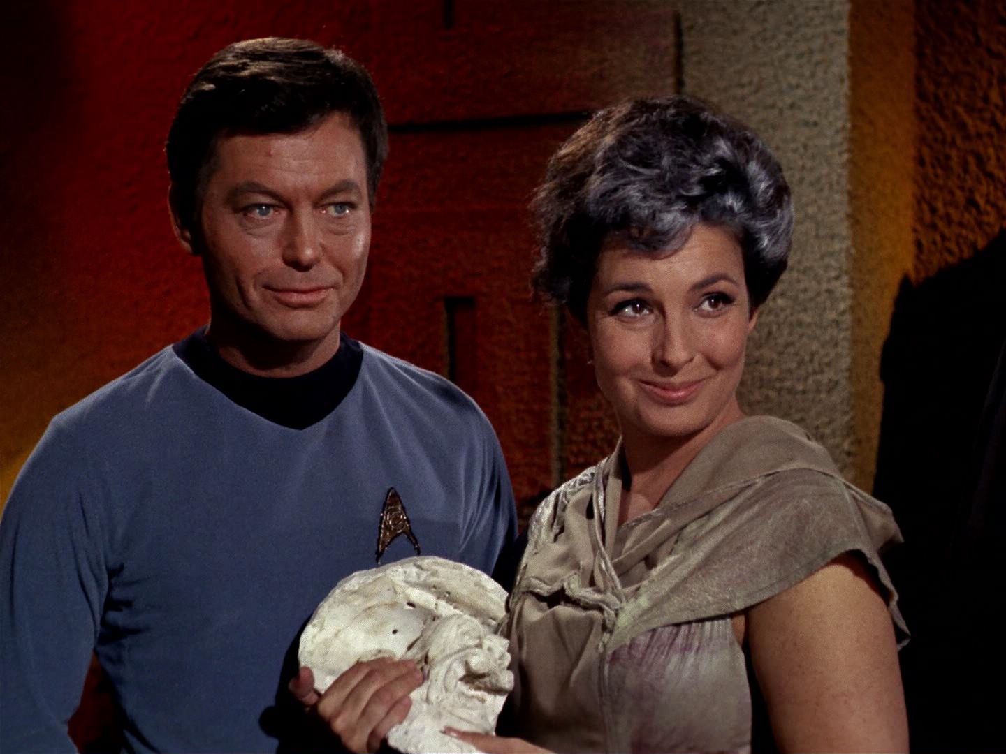 ariane179254_StarTrek_1x01_TheManTrap_0135.jpg