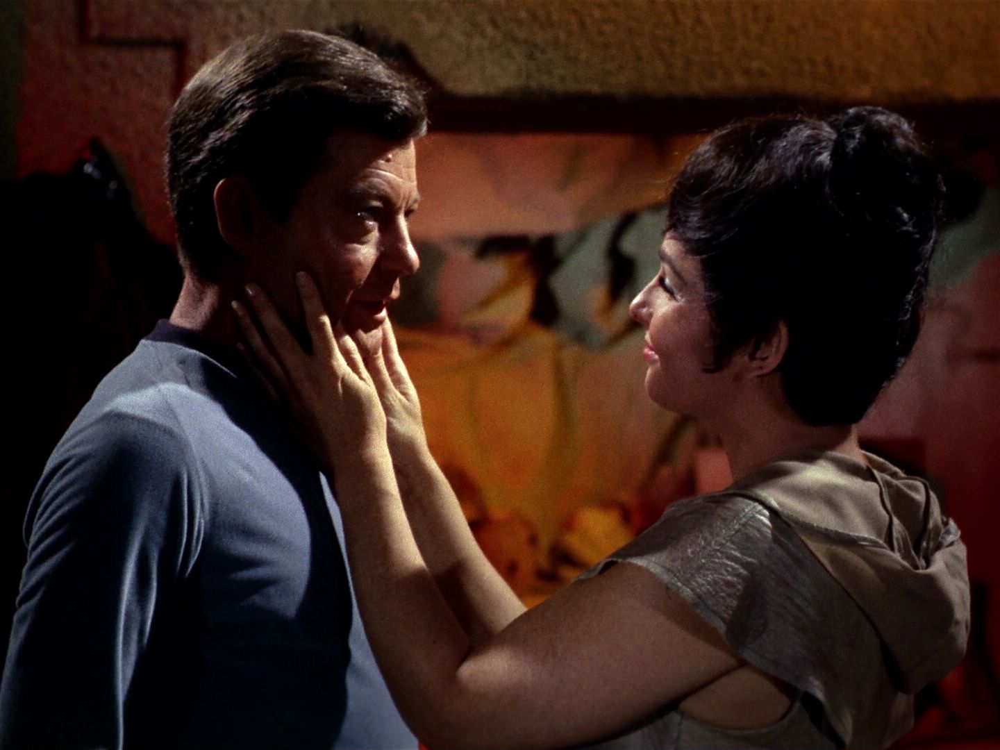 ariane179254_StarTrek_1x01_TheManTrap_0182.jpg