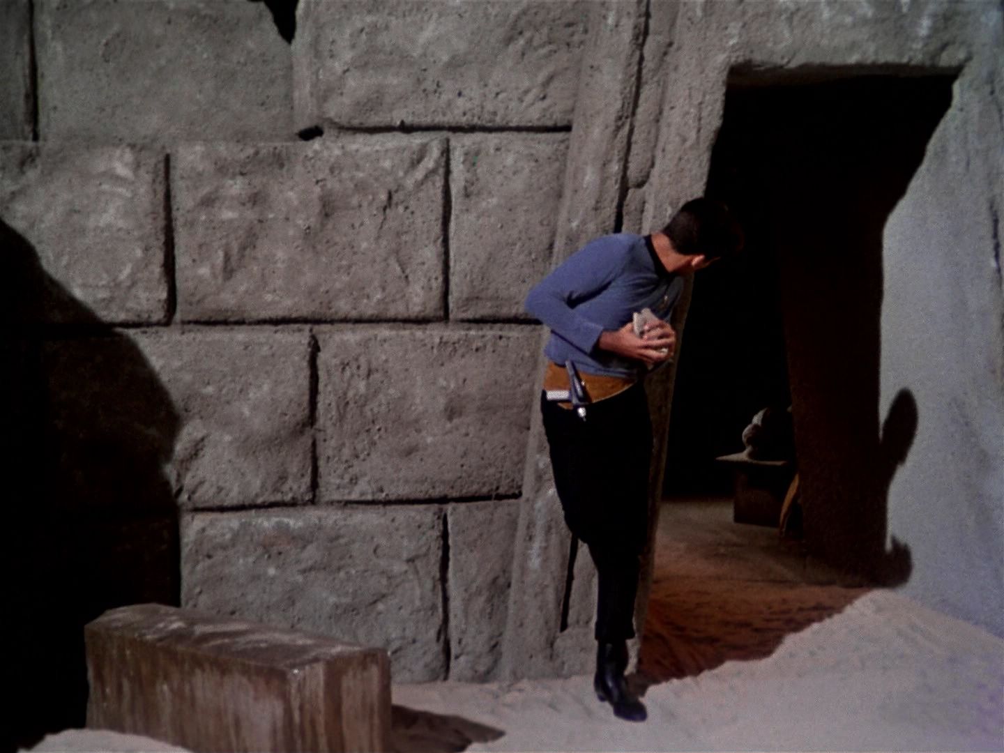 ariane179254_StarTrek_1x01_TheManTrap_0218.jpg