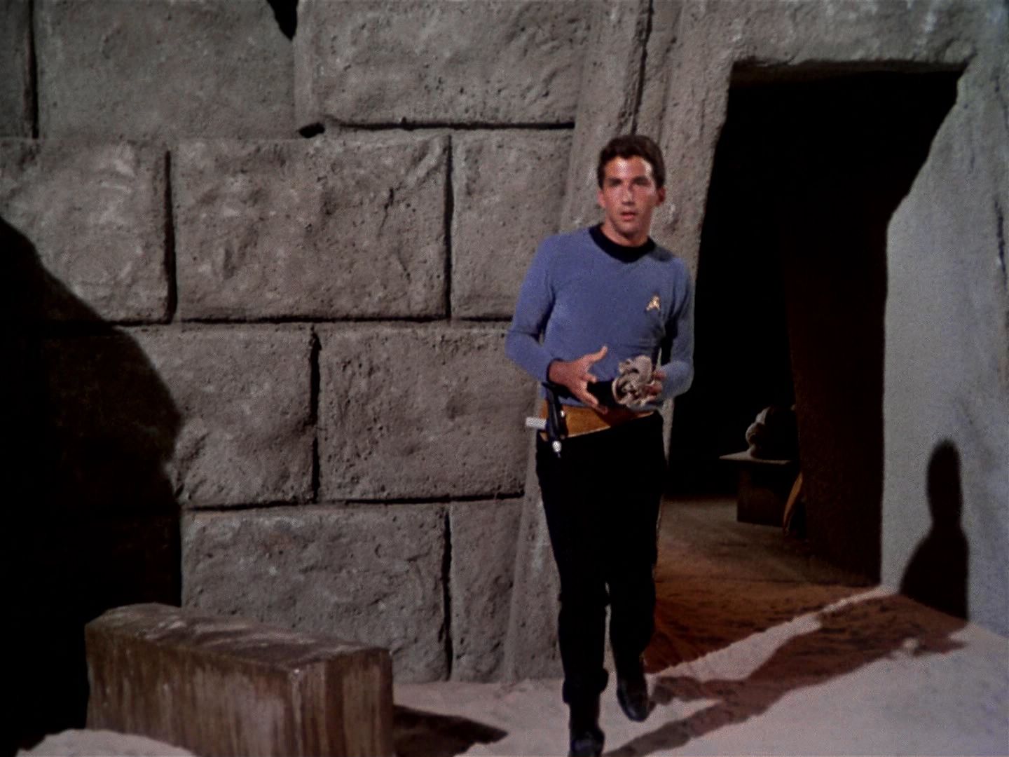 ariane179254_StarTrek_1x01_TheManTrap_0220.jpg