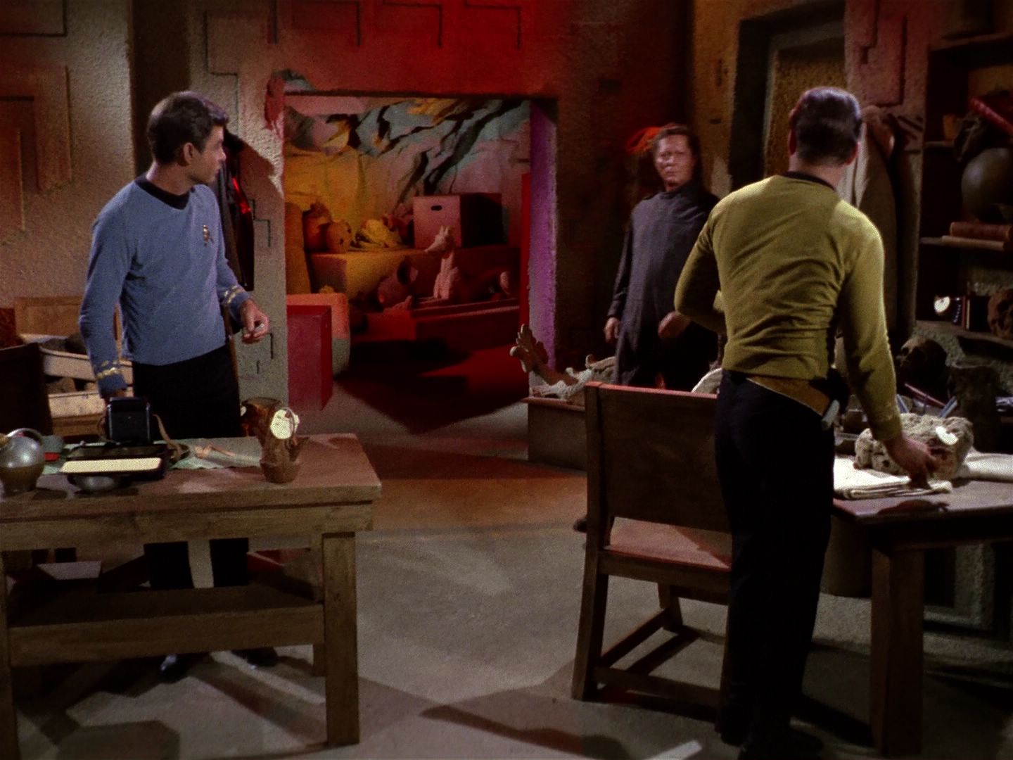 ariane179254_StarTrek_1x01_TheManTrap_0243.jpg
