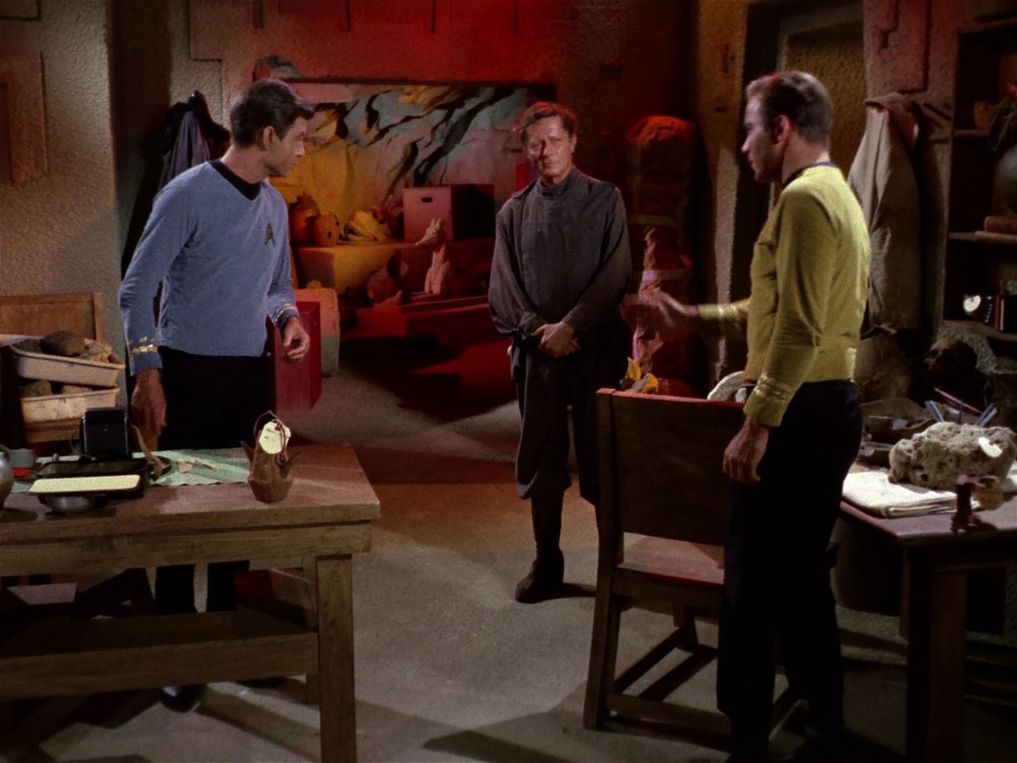 ariane179254_StarTrek_1x01_TheManTrap_0246.jpg