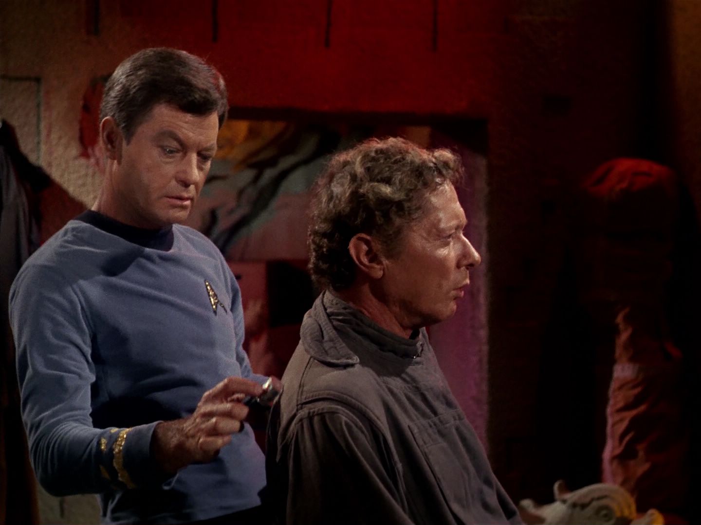 ariane179254_StarTrek_1x01_TheManTrap_0318.jpg