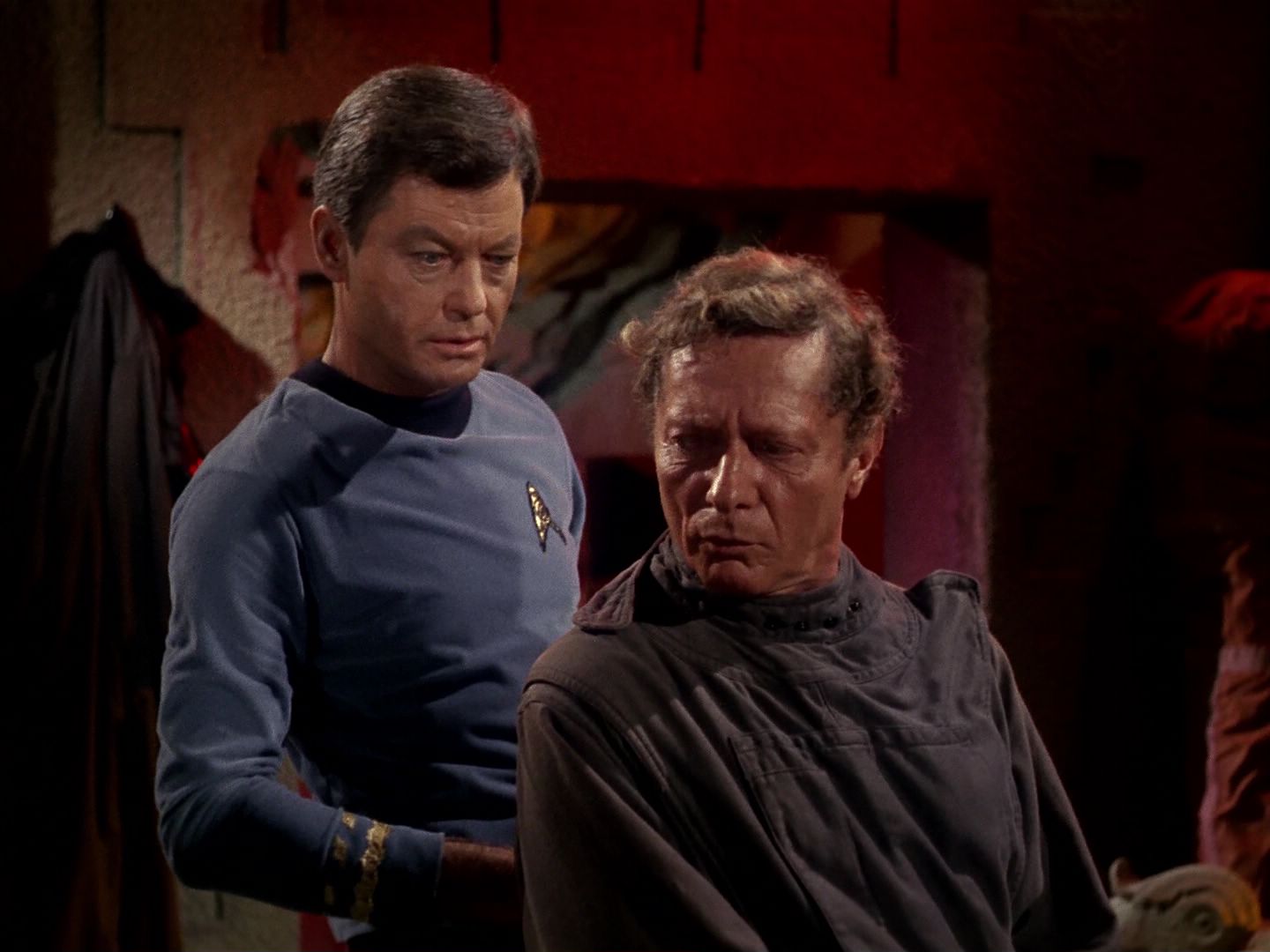 ariane179254_StarTrek_1x01_TheManTrap_0325.jpg