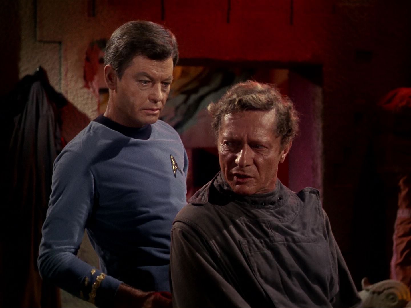 ariane179254_StarTrek_1x01_TheManTrap_0326.jpg