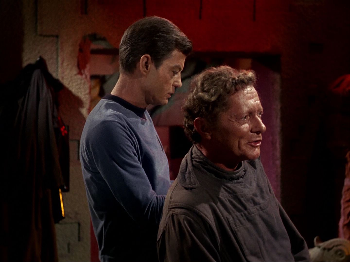 ariane179254_StarTrek_1x01_TheManTrap_0335.jpg