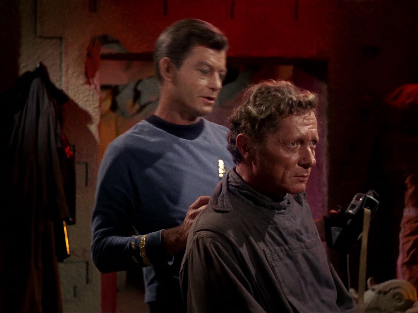 ariane179254_StarTrek_1x01_TheManTrap_0352.jpg