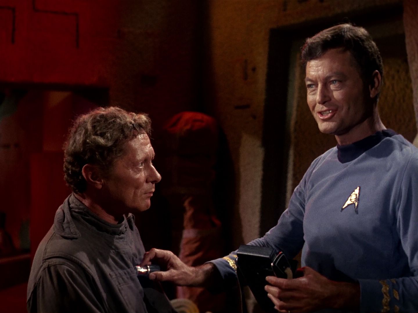 ariane179254_StarTrek_1x01_TheManTrap_0359.jpg