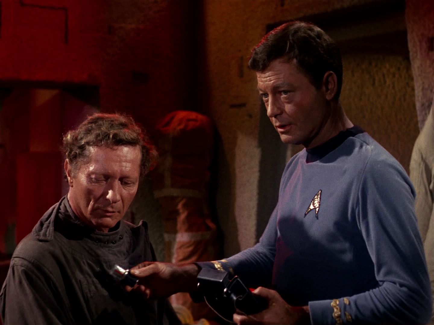 ariane179254_StarTrek_1x01_TheManTrap_0367.jpg