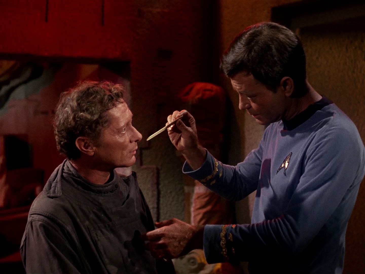 ariane179254_StarTrek_1x01_TheManTrap_0414.jpg