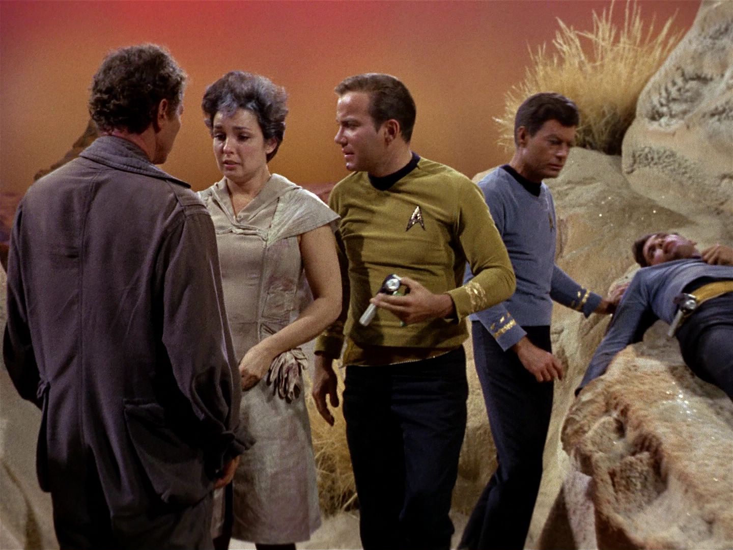 ariane179254_StarTrek_1x01_TheManTrap_0438.jpg