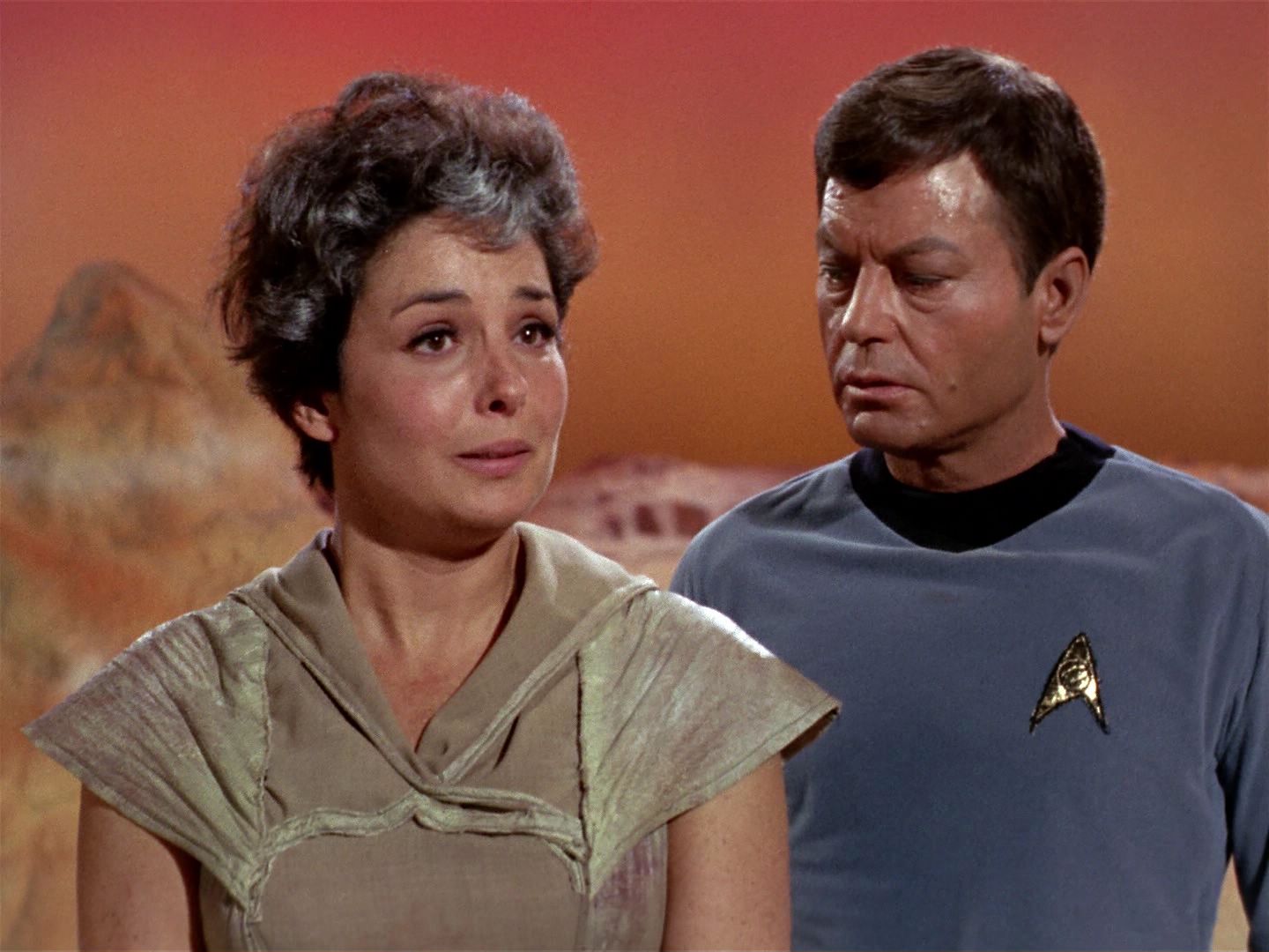 ariane179254_StarTrek_1x01_TheManTrap_0450.jpg