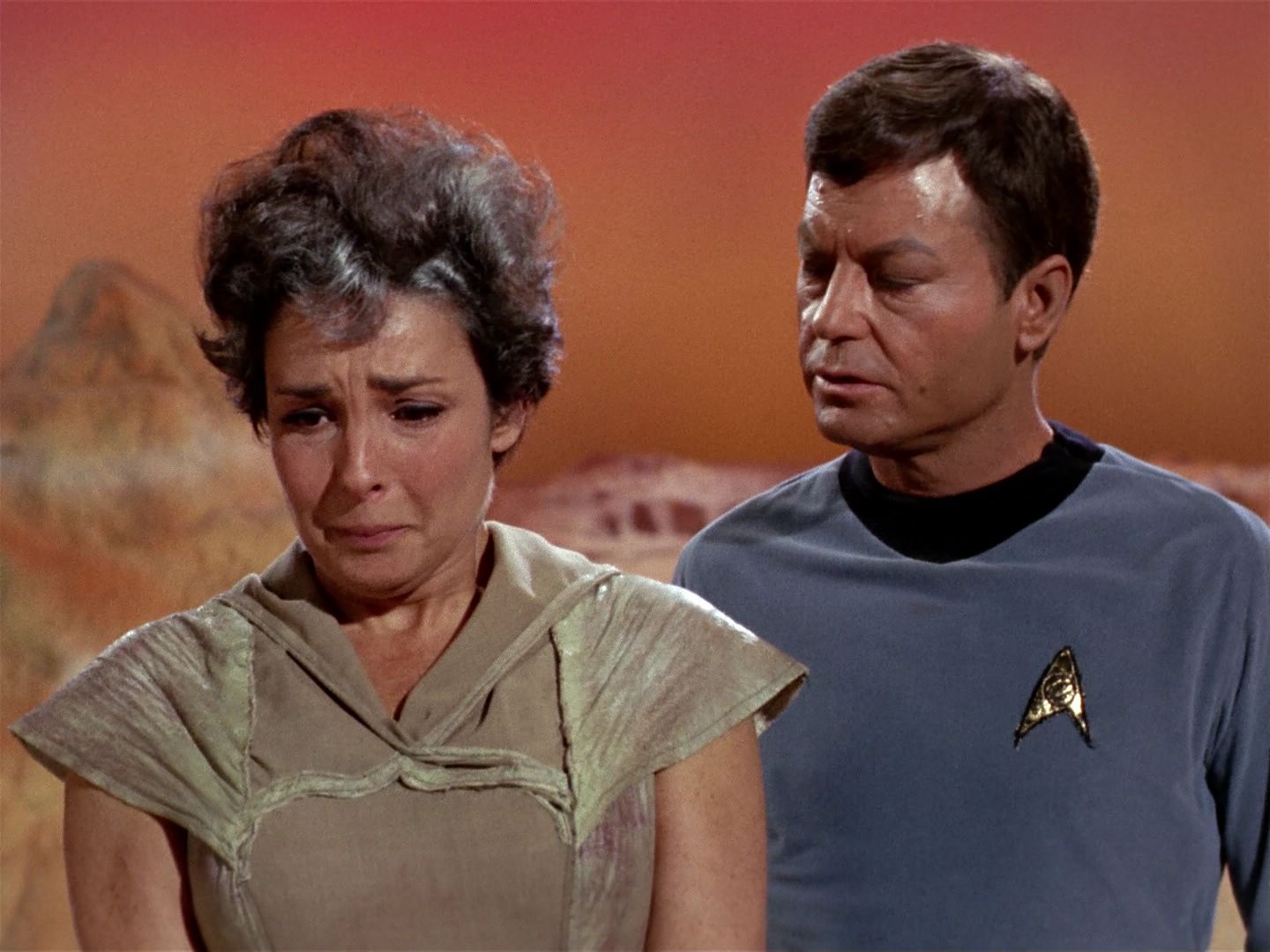 ariane179254_StarTrek_1x01_TheManTrap_0453.jpg