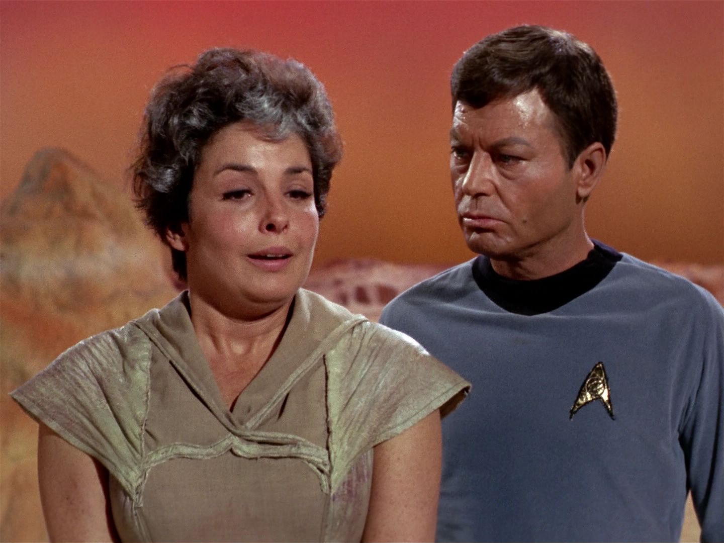 ariane179254_StarTrek_1x01_TheManTrap_0457.jpg