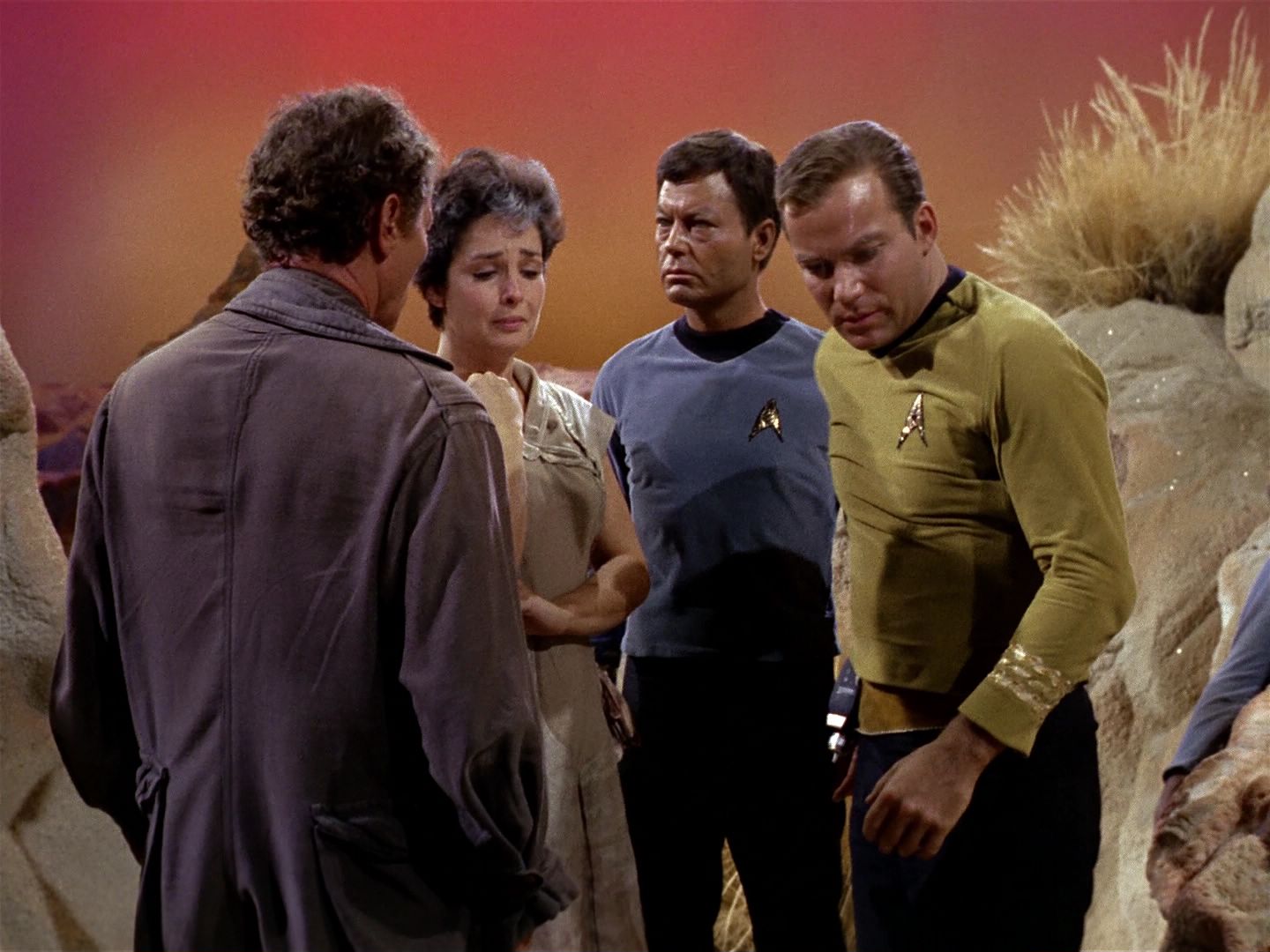 ariane179254_StarTrek_1x01_TheManTrap_0526.jpg