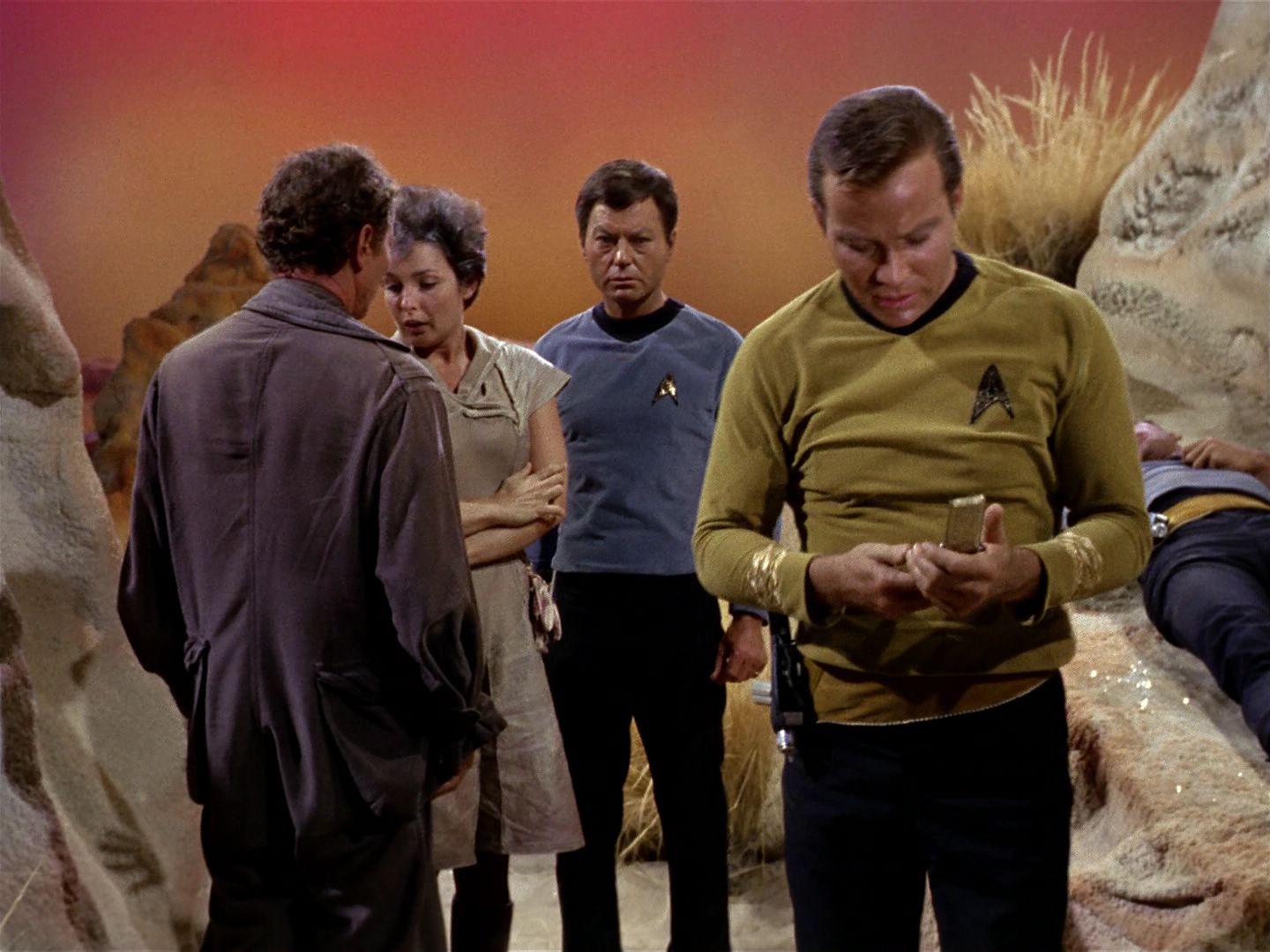 ariane179254_StarTrek_1x01_TheManTrap_0529.jpg