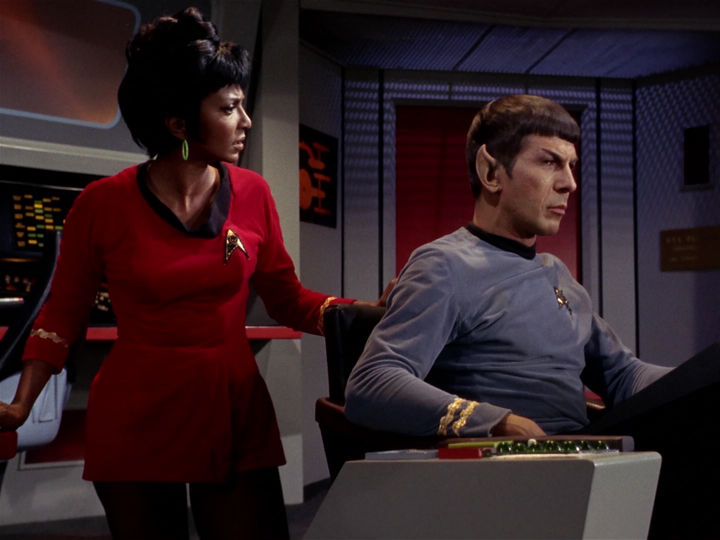 ariane179254_StarTrek_1x01_TheManTrap_0636.jpg