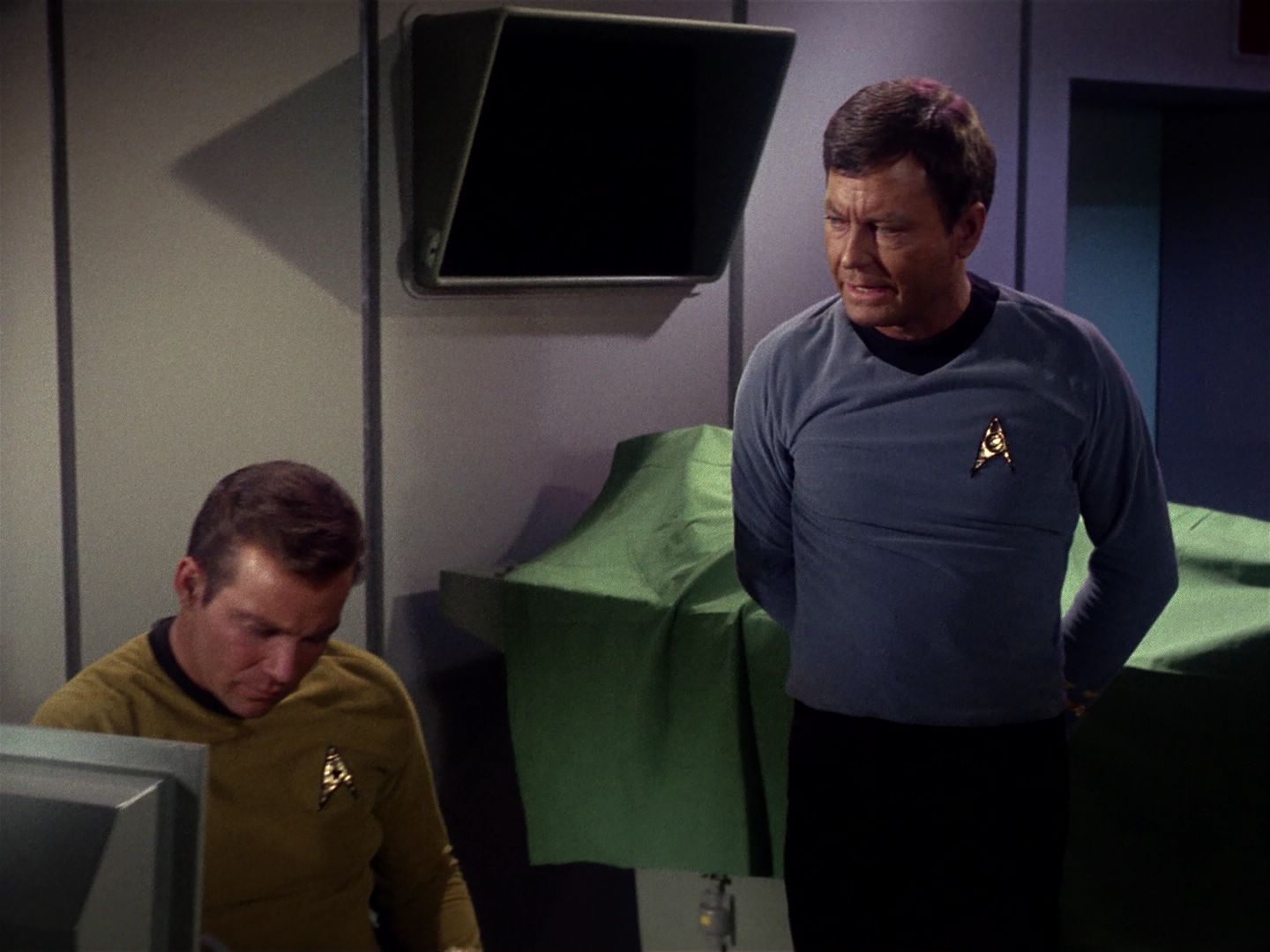 ariane179254_StarTrek_1x01_TheManTrap_0661.jpg