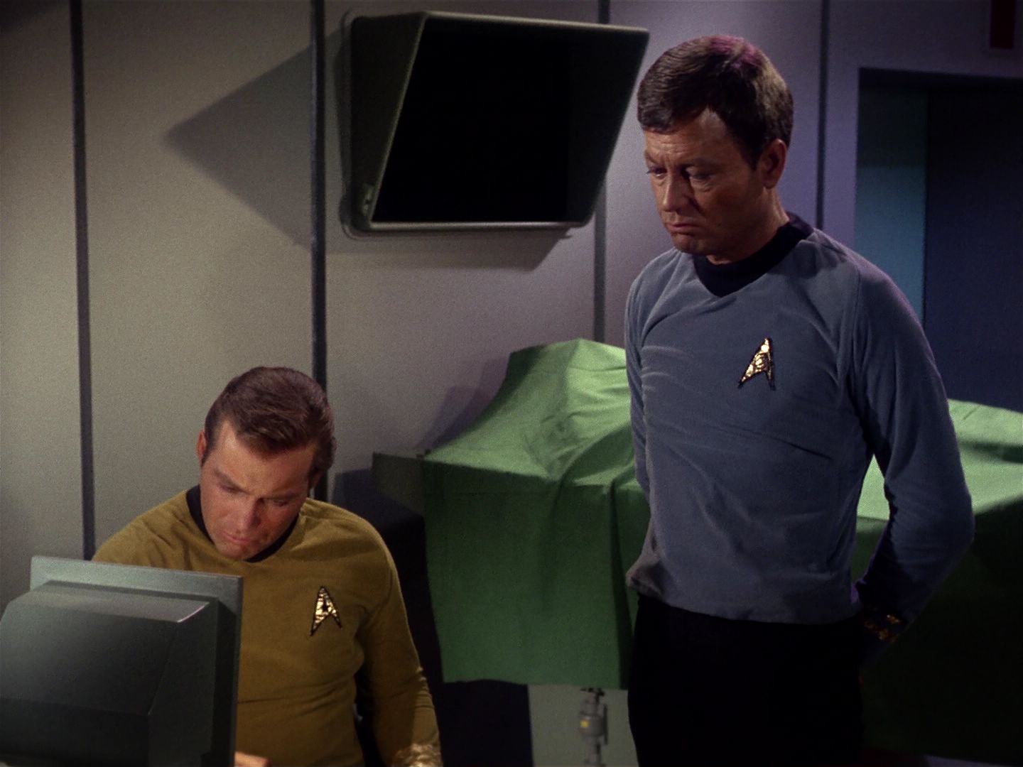 ariane179254_StarTrek_1x01_TheManTrap_0682.jpg