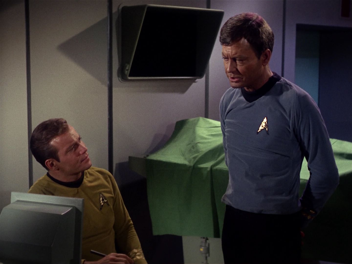 ariane179254_StarTrek_1x01_TheManTrap_0691.jpg
