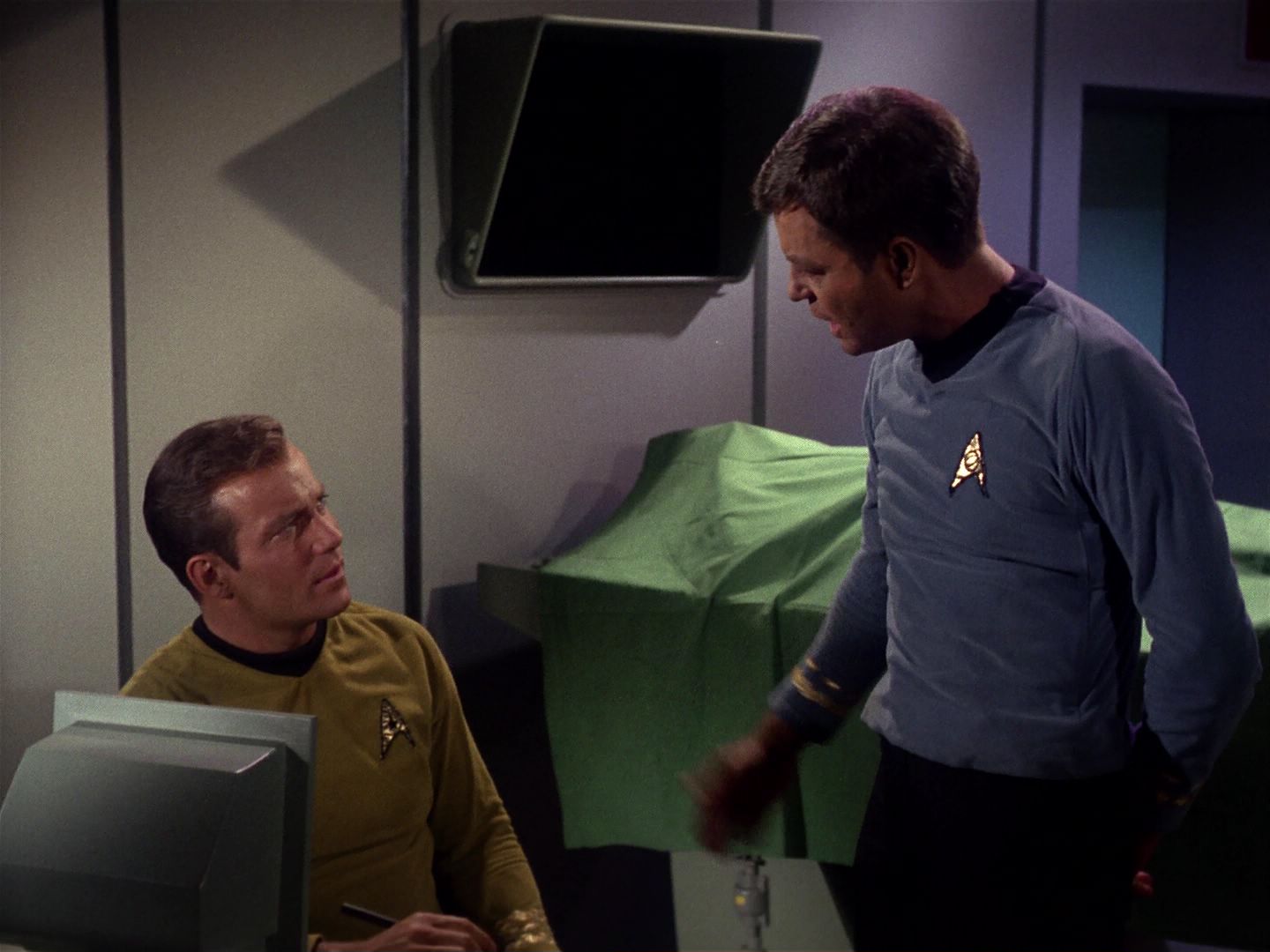 ariane179254_StarTrek_1x01_TheManTrap_0698.jpg