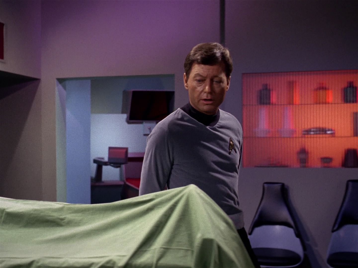ariane179254_StarTrek_1x01_TheManTrap_0817.jpg