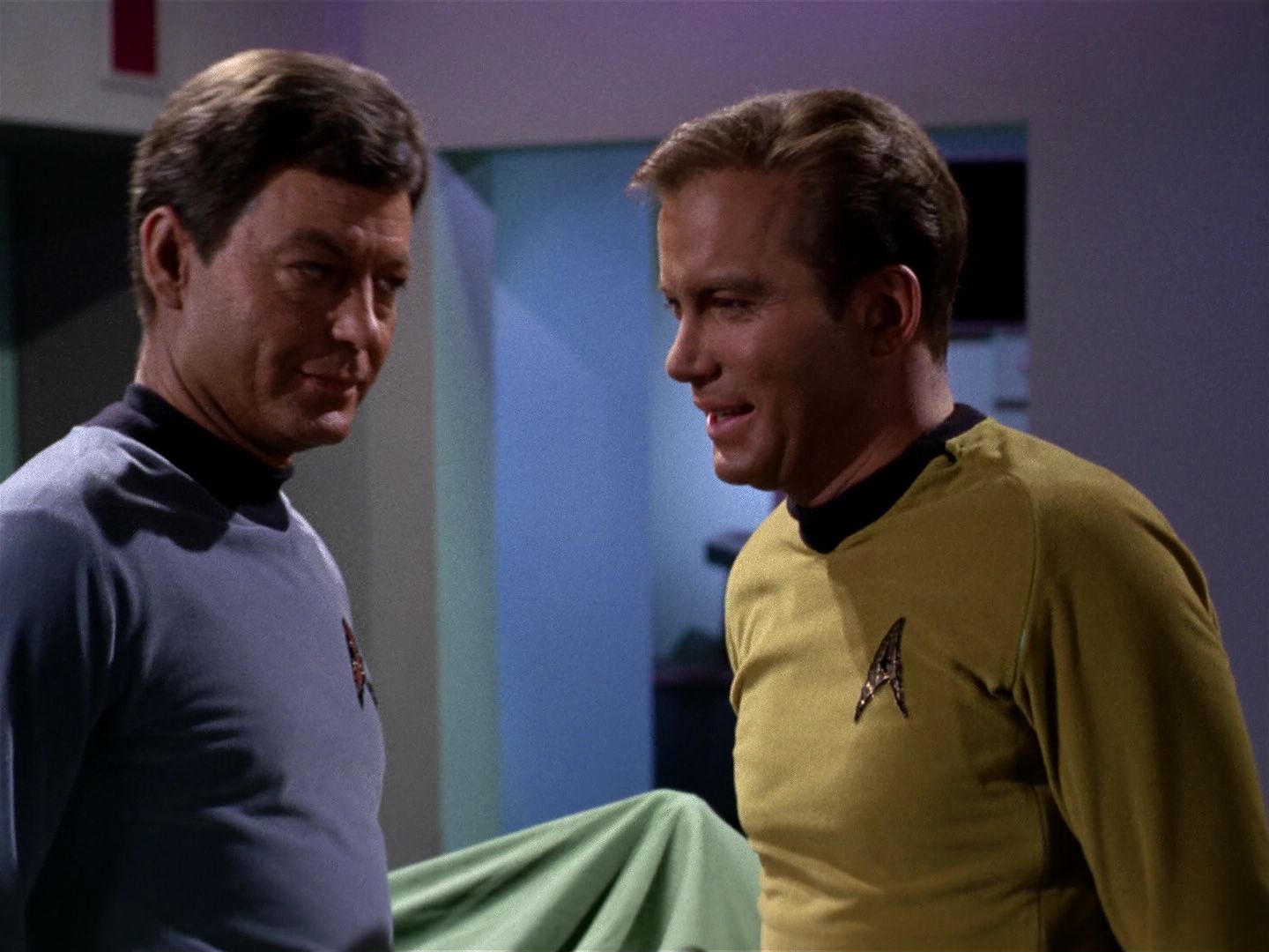 ariane179254_StarTrek_1x01_TheManTrap_0831.jpg