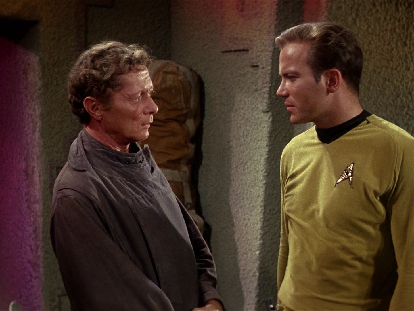 ariane179254_StarTrek_1x01_TheManTrap_0916.jpg