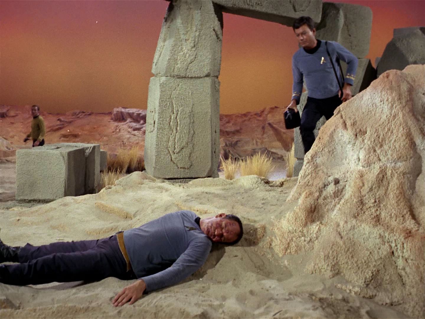 ariane179254_StarTrek_1x01_TheManTrap_0998.jpg