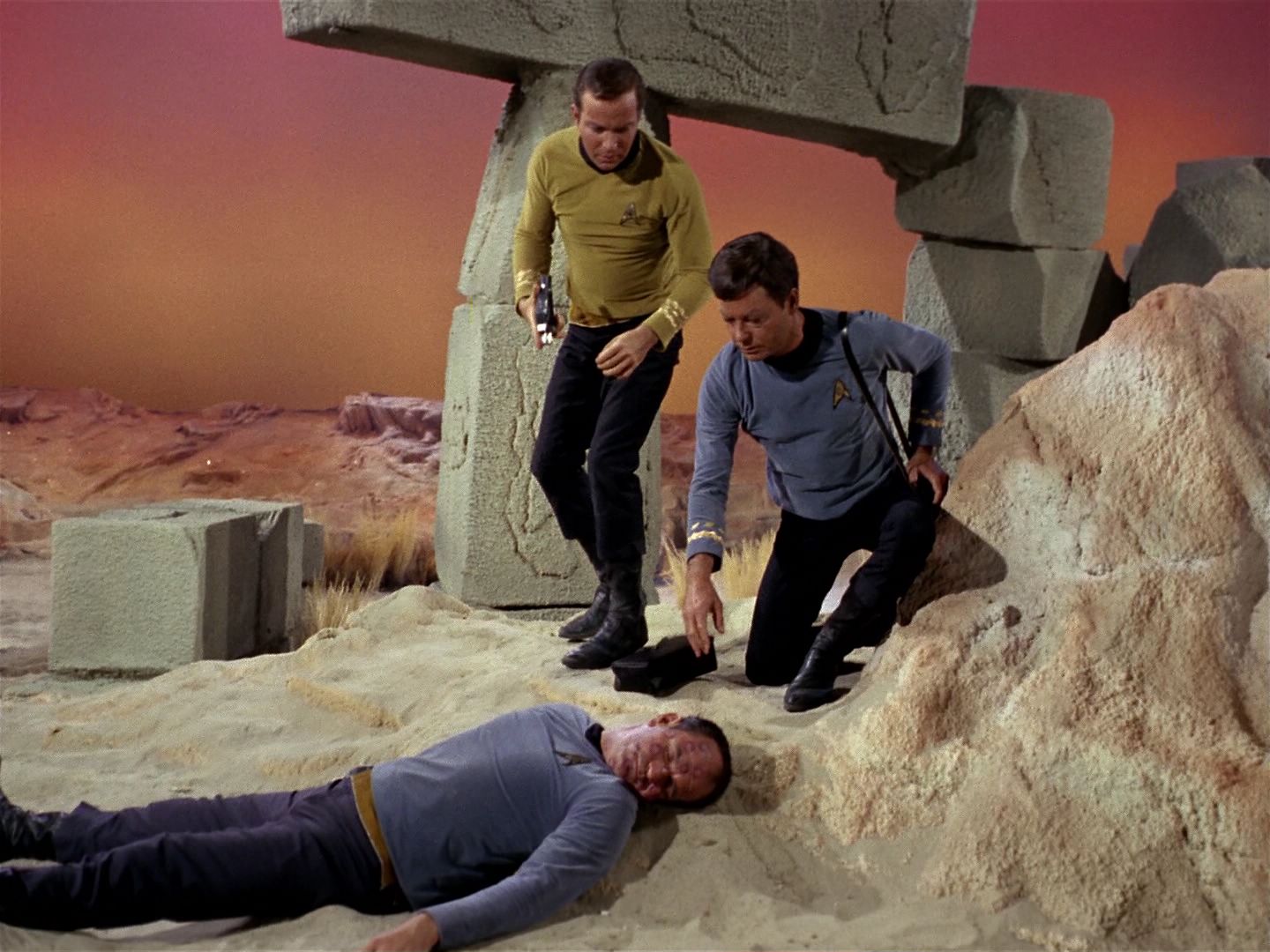 ariane179254_StarTrek_1x01_TheManTrap_1002.jpg
