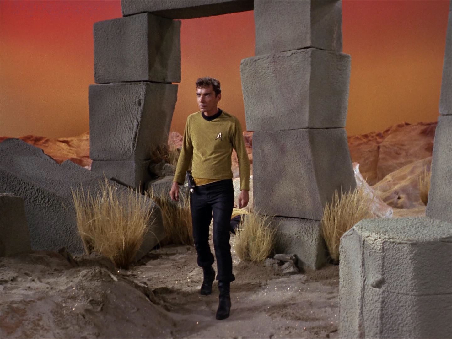 ariane179254_StarTrek_1x01_TheManTrap_1024.jpg