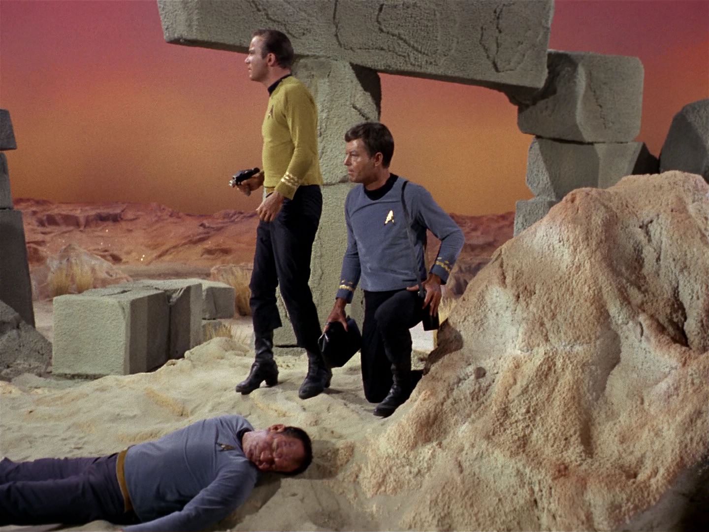 ariane179254_StarTrek_1x01_TheManTrap_1027.jpg