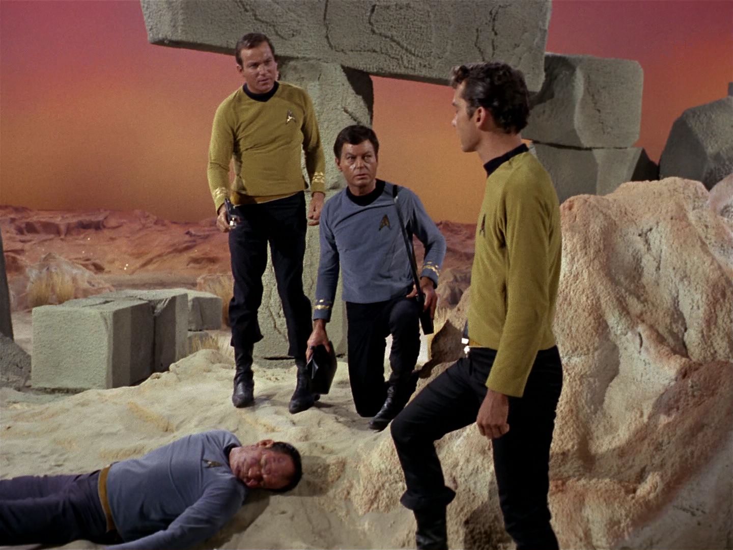 ariane179254_StarTrek_1x01_TheManTrap_1030.jpg