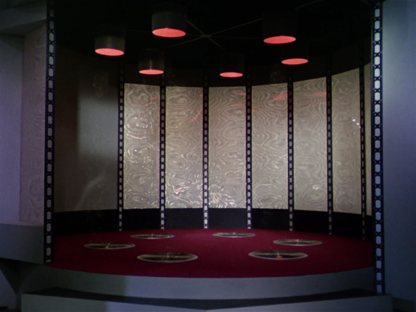ariane179254_StarTrek_1x01_TheManTrap_1086.jpg