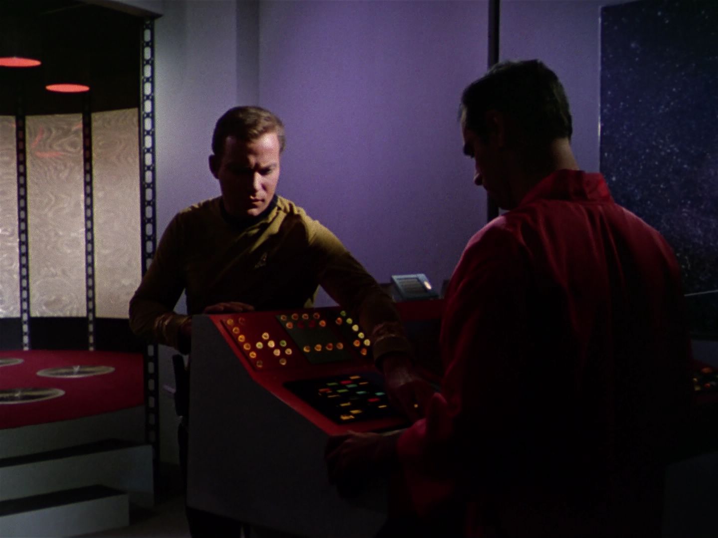 ariane179254_StarTrek_1x01_TheManTrap_1096.jpg