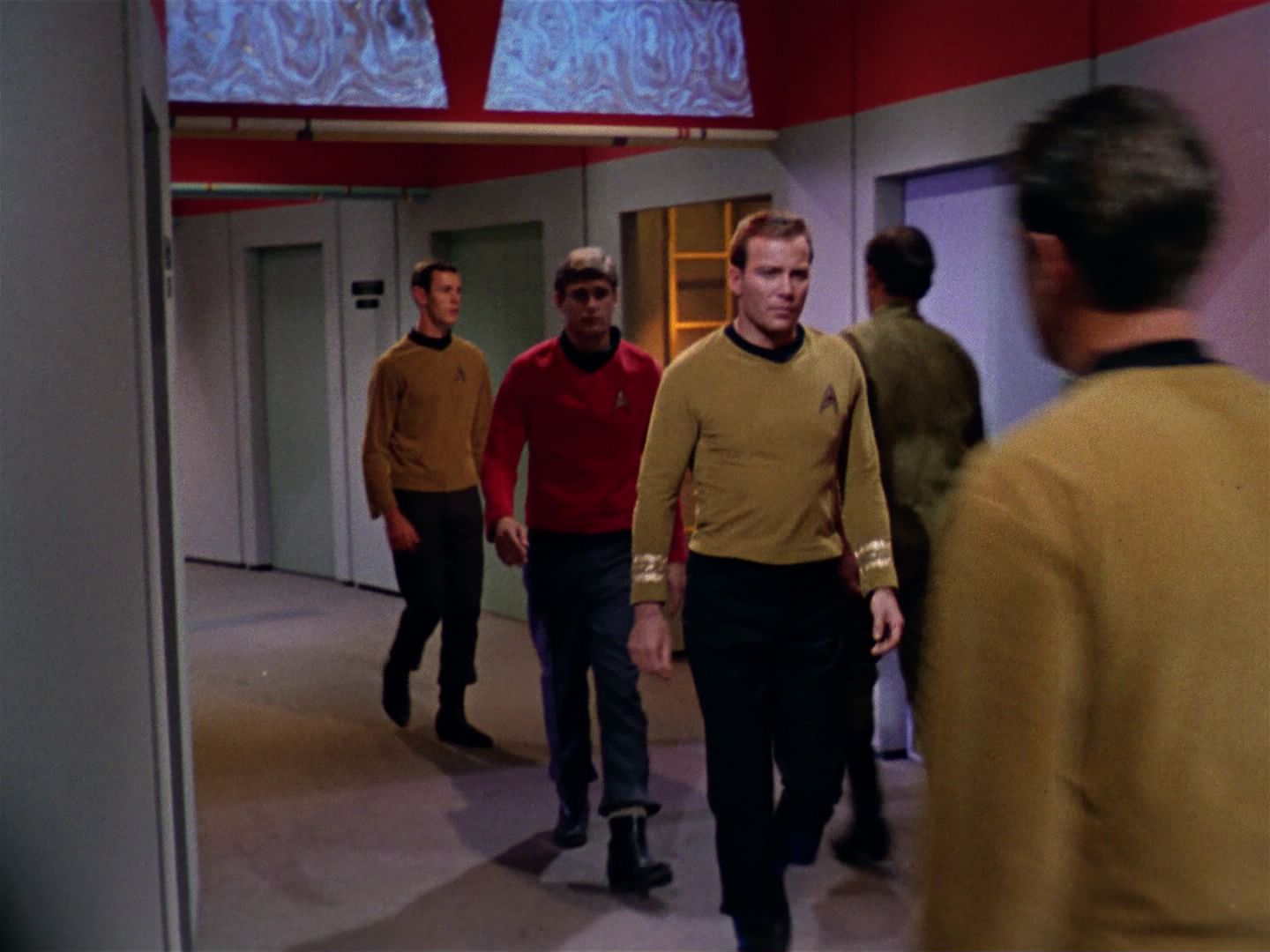 ariane179254_StarTrek_1x01_TheManTrap_1118.jpg