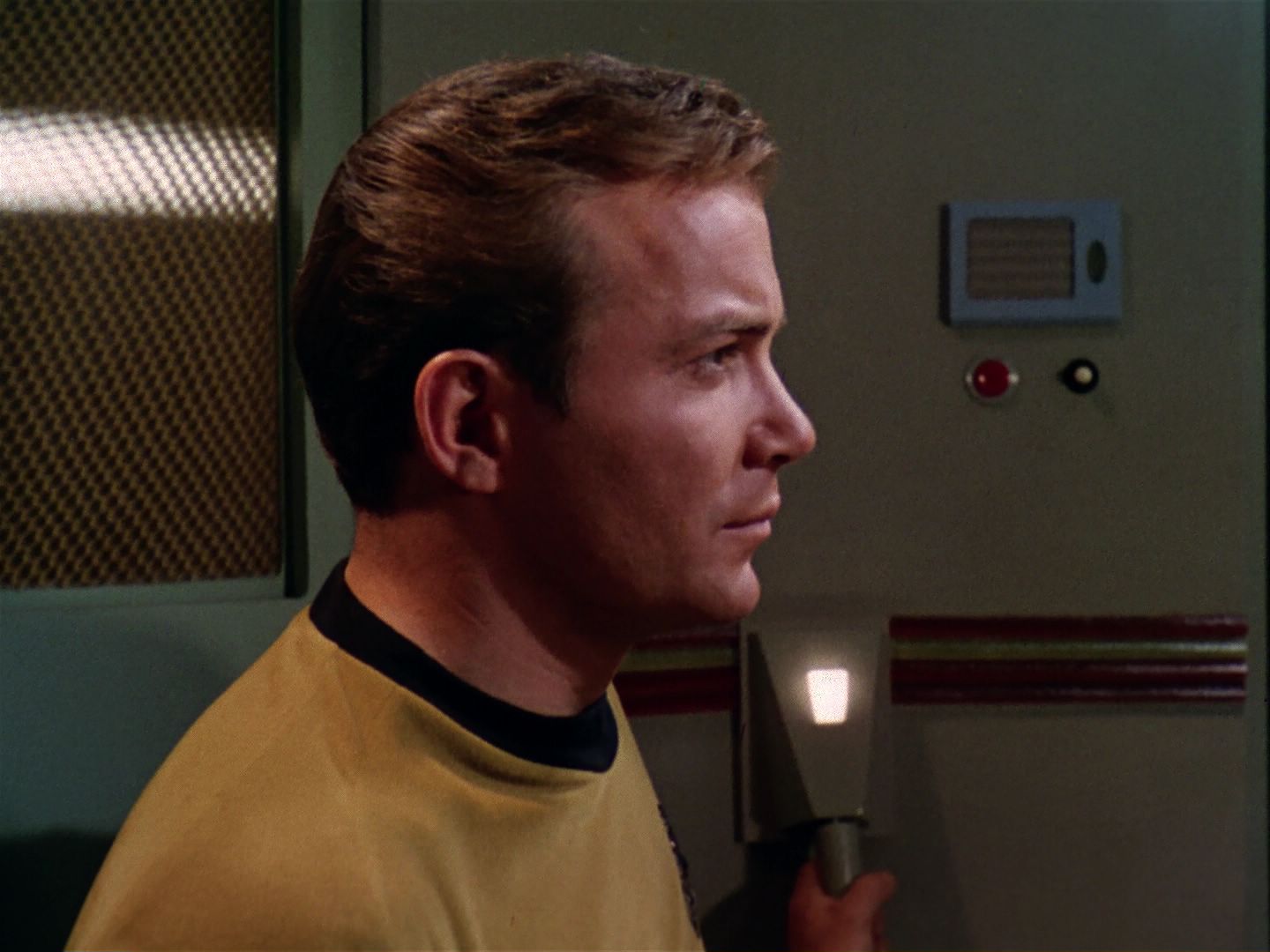 ariane179254_StarTrek_1x01_TheManTrap_1126.jpg