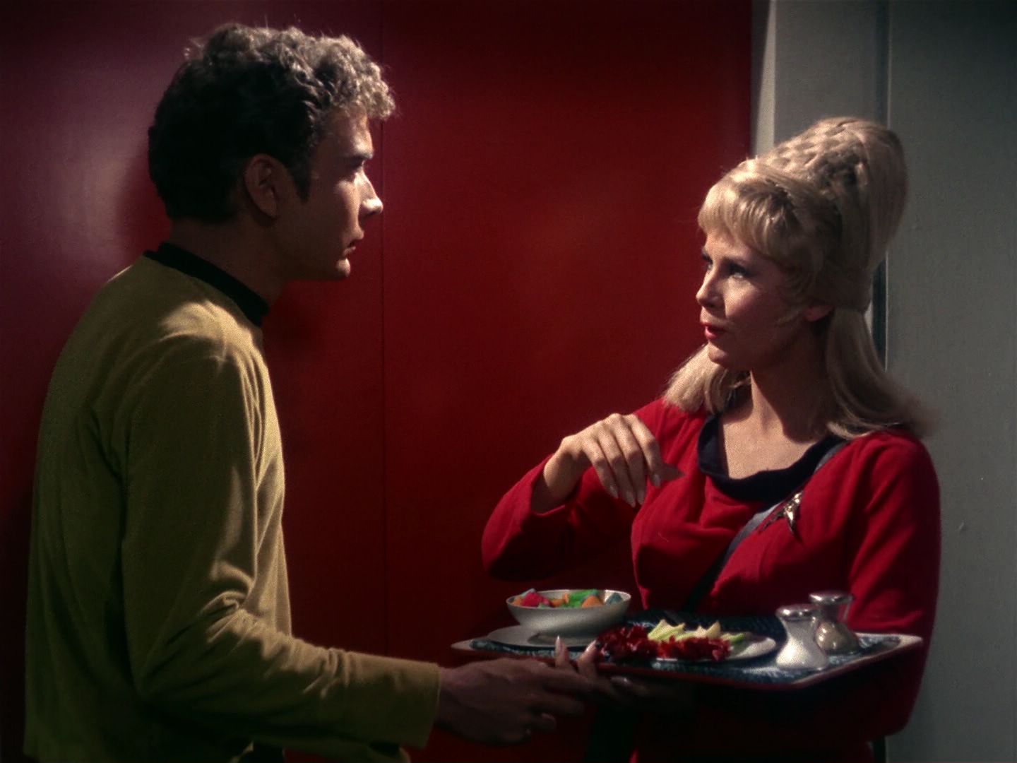 ariane179254_StarTrek_1x01_TheManTrap_1149.jpg