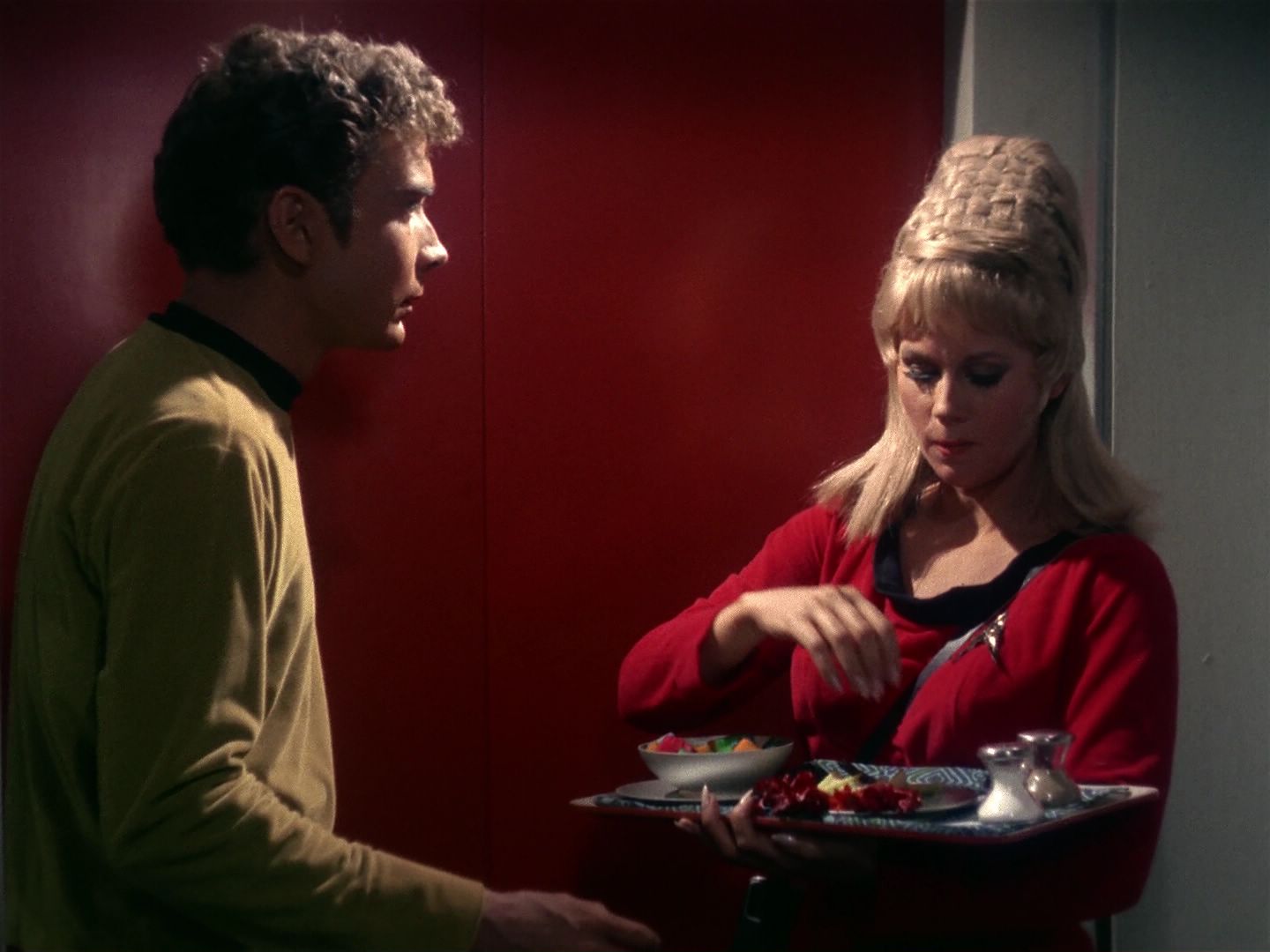 ariane179254_StarTrek_1x01_TheManTrap_1150.jpg