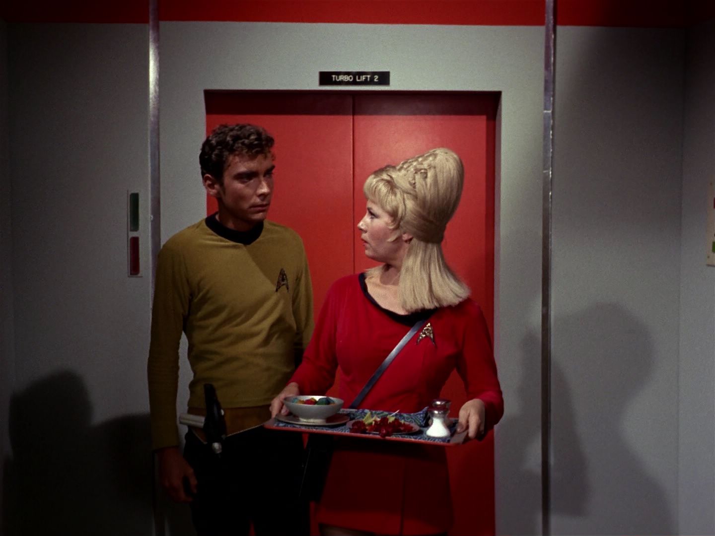 ariane179254_StarTrek_1x01_TheManTrap_1183.jpg