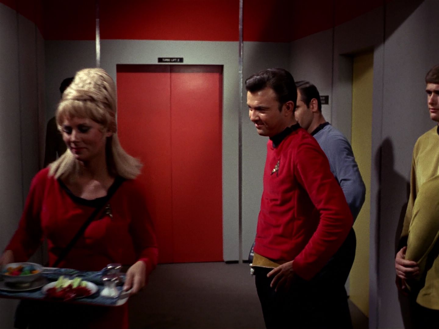 ariane179254_StarTrek_1x01_TheManTrap_1190.jpg