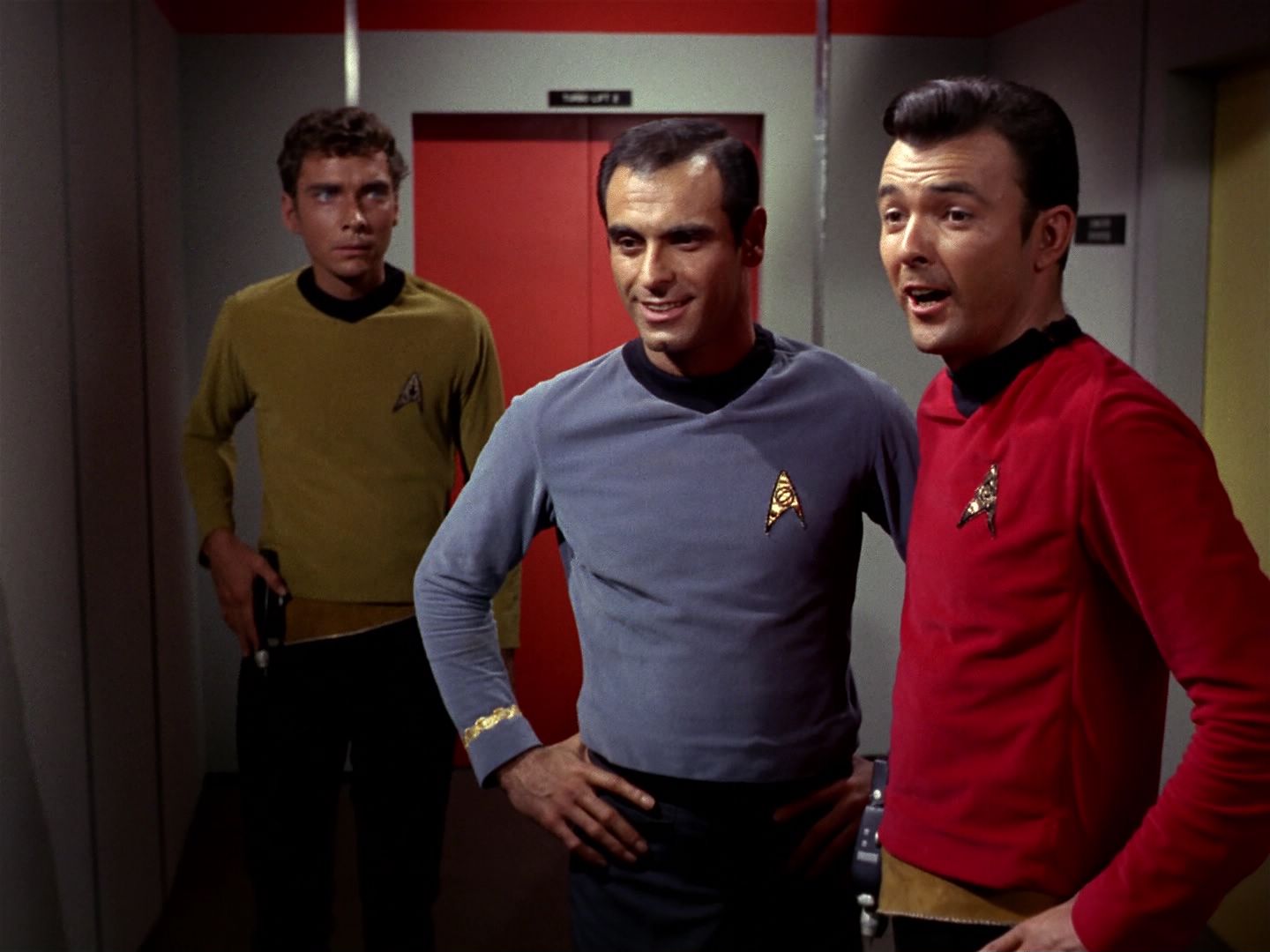 ariane179254_StarTrek_1x01_TheManTrap_1194.jpg