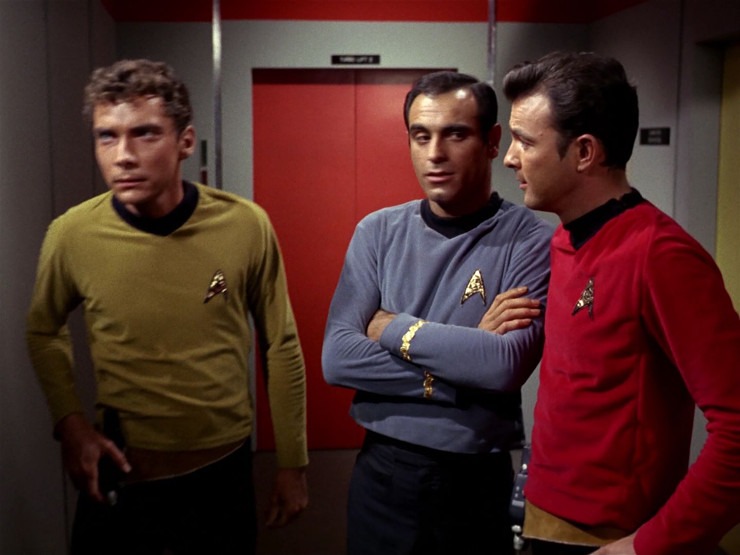 ariane179254_StarTrek_1x01_TheManTrap_1201.jpg